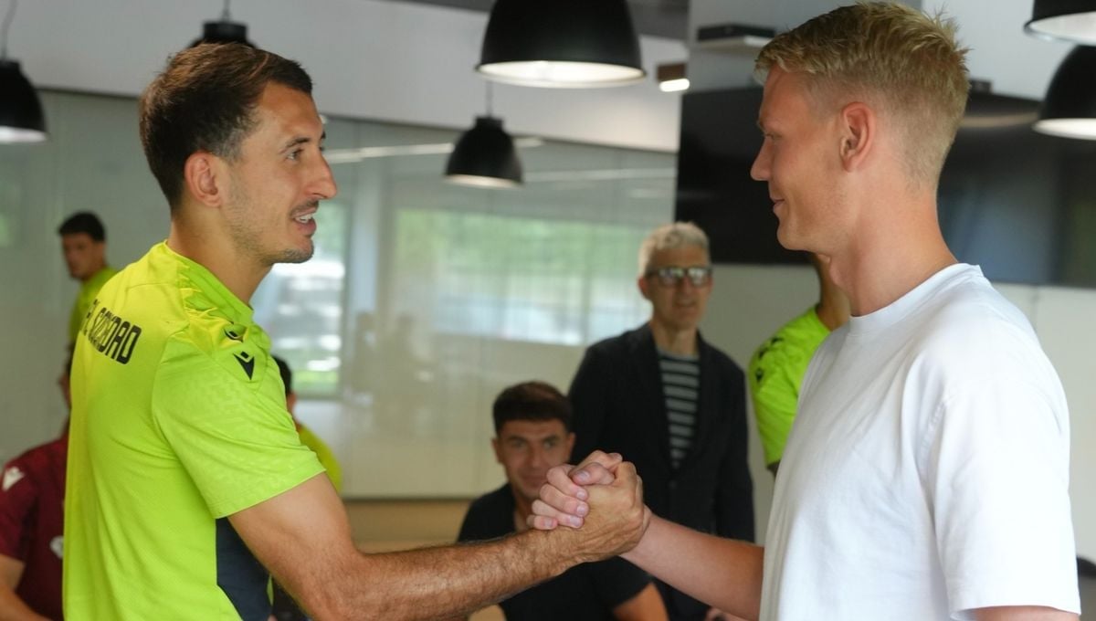 Oyarzabal y Óskarsson alimentan la preocupación en la Real Sociedad