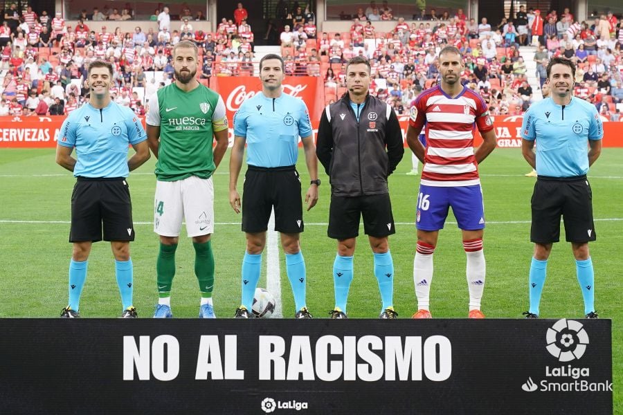 Revive el Granada - Huesca con las mejores imágenes del encuentro