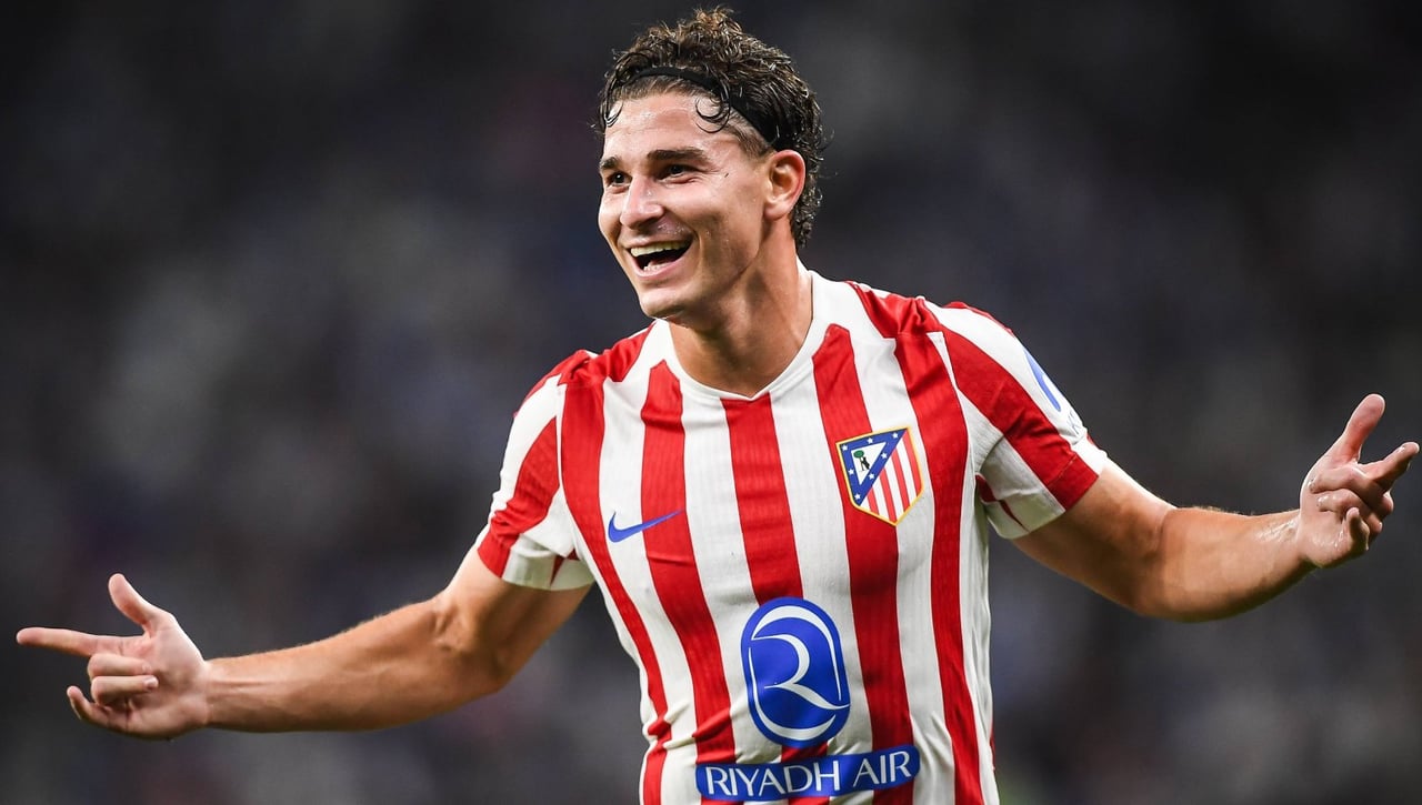 El Barcelona comienza el juego por el fichaje de Julián Álvarez ante la incredulidad del Atlético de Madrid: "Estrellas bajo el foco"