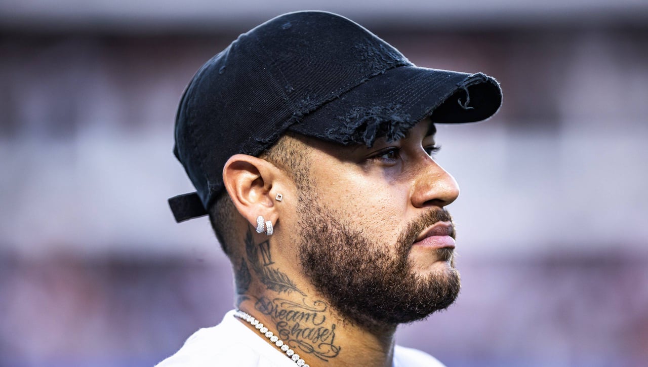 Neymar, en declive tras perder dinero