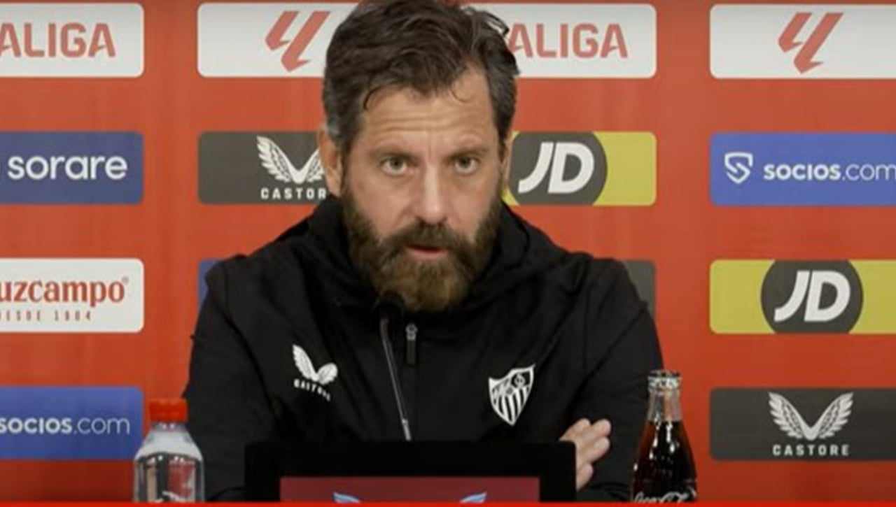 Quique sentencia a Rafa Mir y Januzaj, avisa a Hannibal y revela una conversación clave con Rakitic