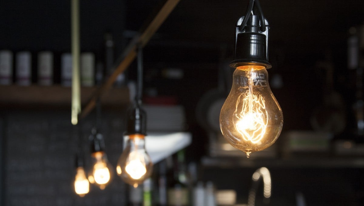 Precio de la luz, hoy jueves 12 de enero de 2023, por horas: cuándo está más barata y más cara