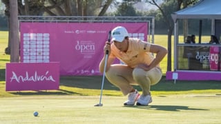 Carlota Ciganda da un paso adelante en el Abierto de España de golf, que llega al domingo sin nada decidido