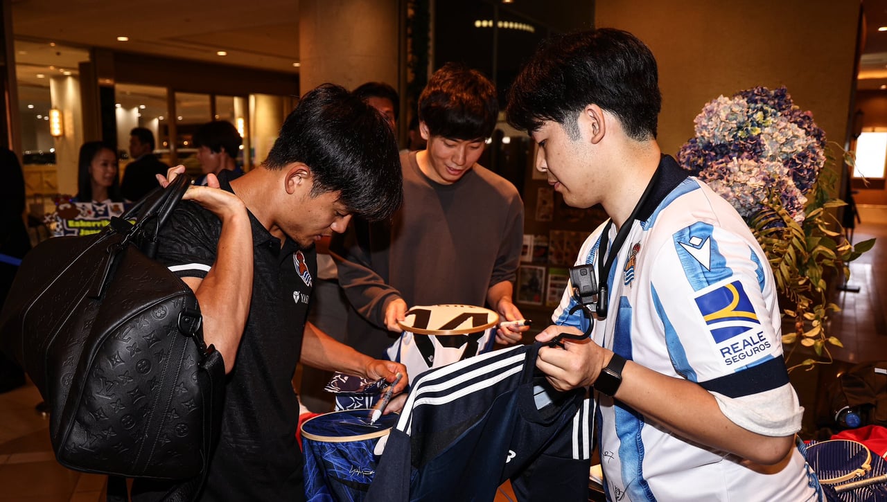 La Real Sociedad asegura que no hay 'Caso Kubo' aunque en la Premier League ven muy avanzado su fichaje