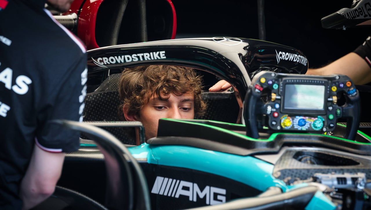 Mercedes hace oficial su apuesta más arriesgada