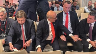 Bronca y abucheos en la Junta de Accionistas: "No consiento que nadie supla mi voluntad"