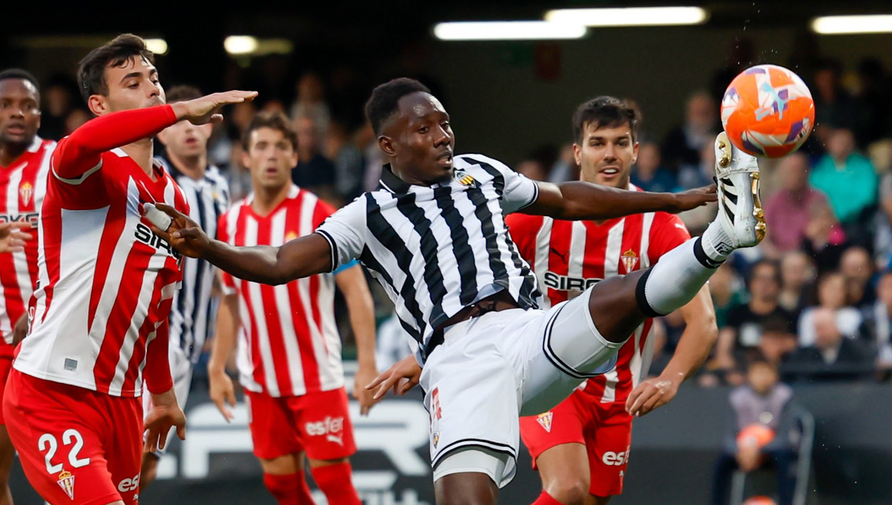 Real Zaragoza y Eldense, en el punto de mira