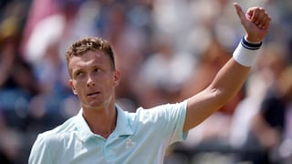 Dos sorpresas mayúsculas limpian el cuadro de Queen’s de favoritos 