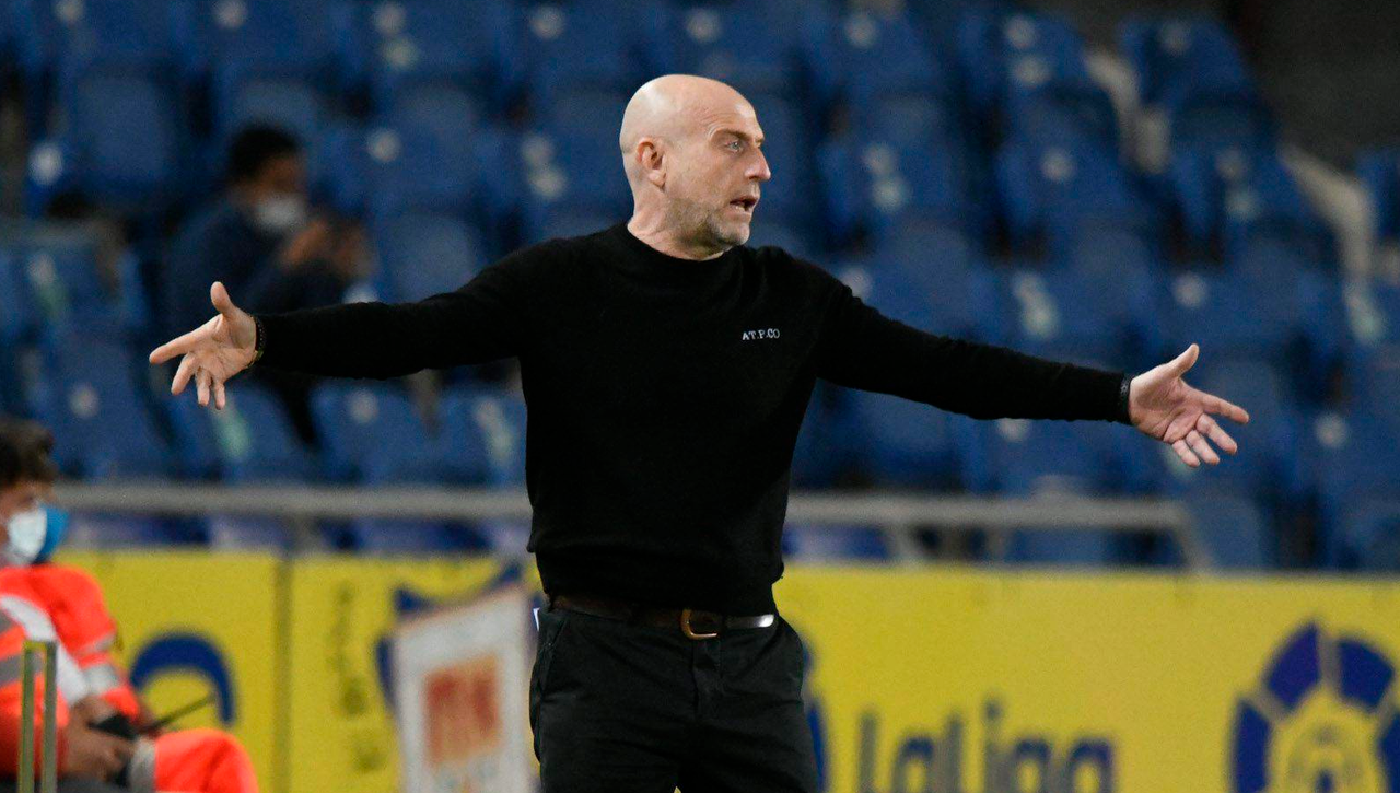 Julián Calero responde al Castellón