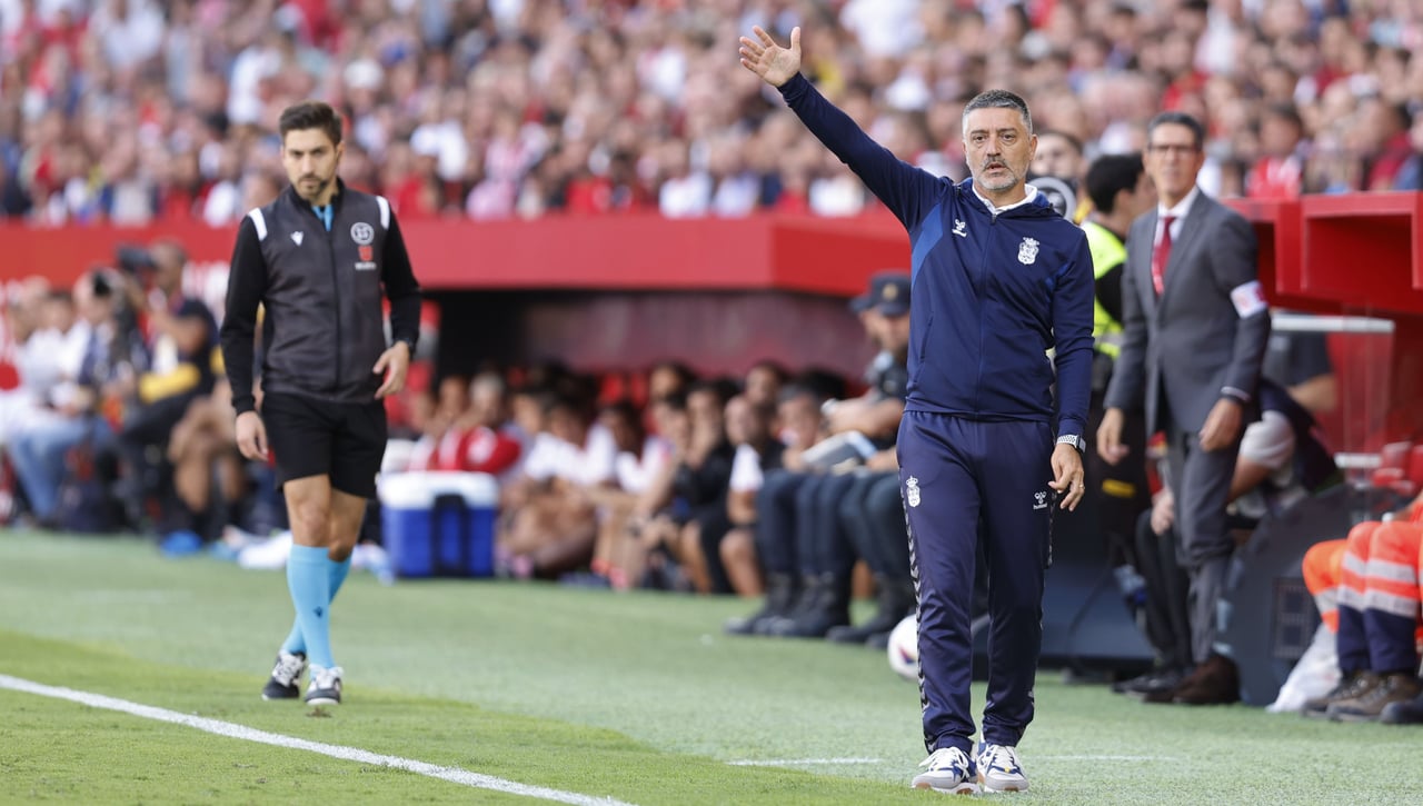 Las distracciones no le gustan a García Pimienta