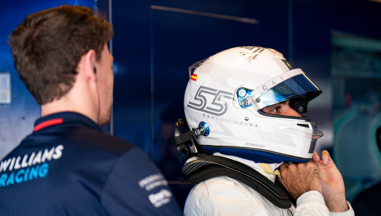 Carlos Sainz lidera la reconstrucción sin freno de Williams