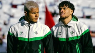Dos bajas de última hora, dos regresos y dos jóvenes promesas en la lista del Betis contra el Torrent
