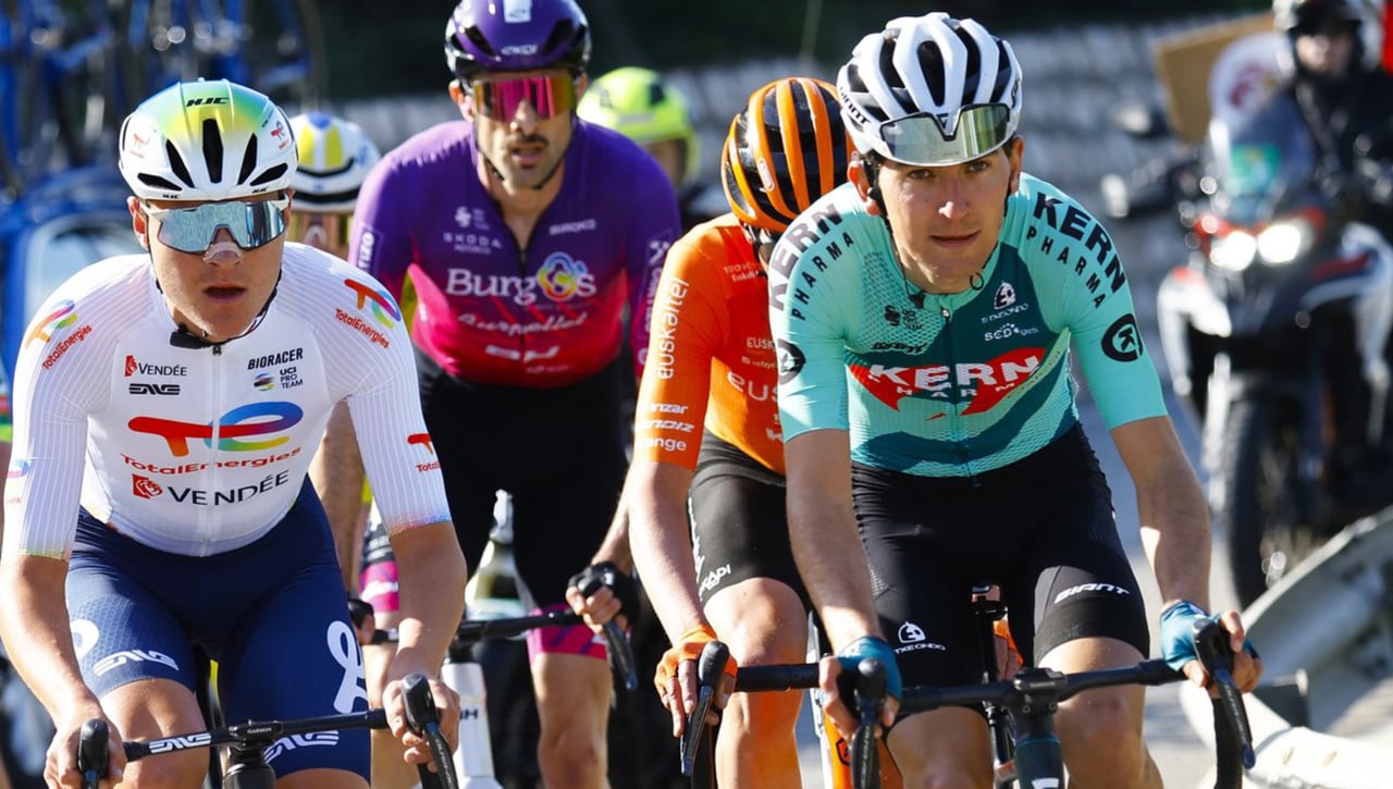 La Vuelta a Andalucía comienza con un romance belga