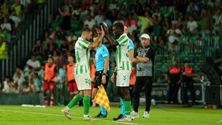 El Feyenoord explica lo de Assane Diao: "Ahí fue donde salió mal, pero hablaremos en enero"