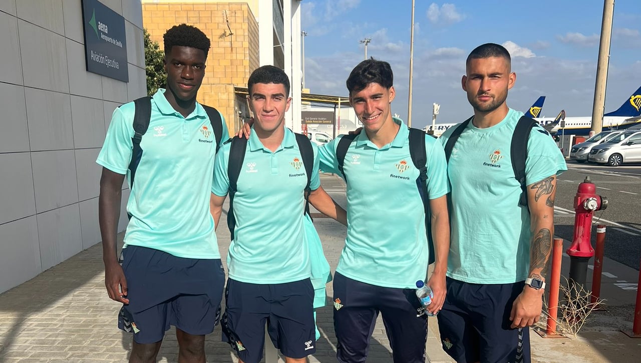 El Betis, pendiente de los tocados, sigue reclutando canteranos para viajar a Glasgow