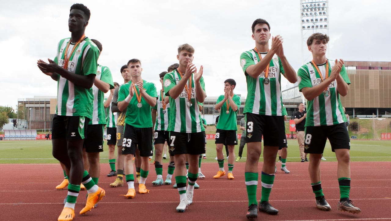1-3: El acierto y el inconformismo dejan al Betis sin la Copa de Campeones