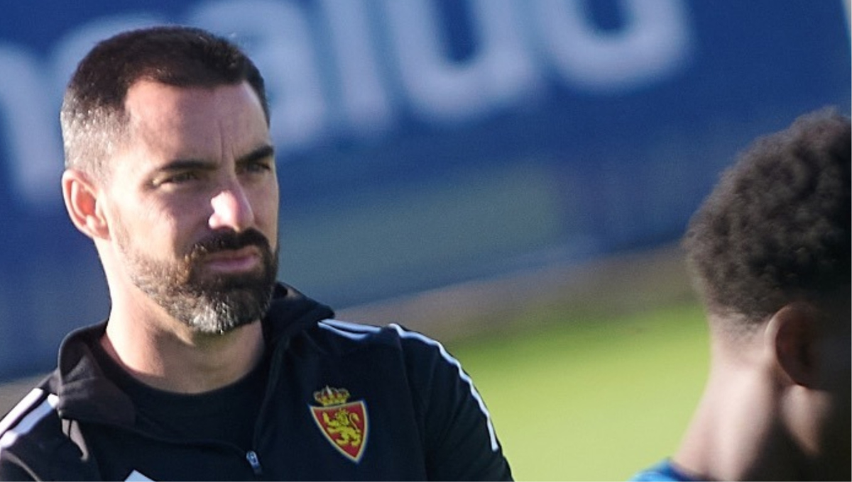 A pesar de ser el tercer entrenador este año en el Real Zaragoza, Rubén Sellés ya está cuestionado