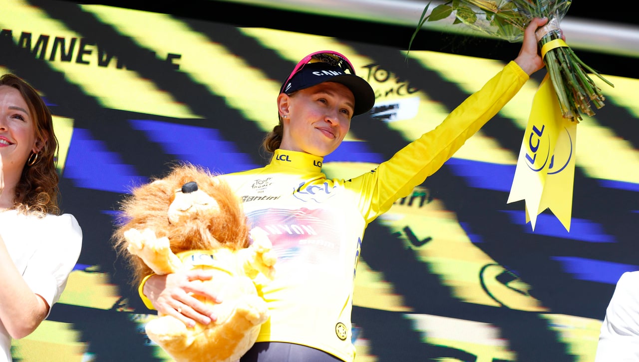 Niewiadoma gana el Tour de Francia femenino en un final de infarto
