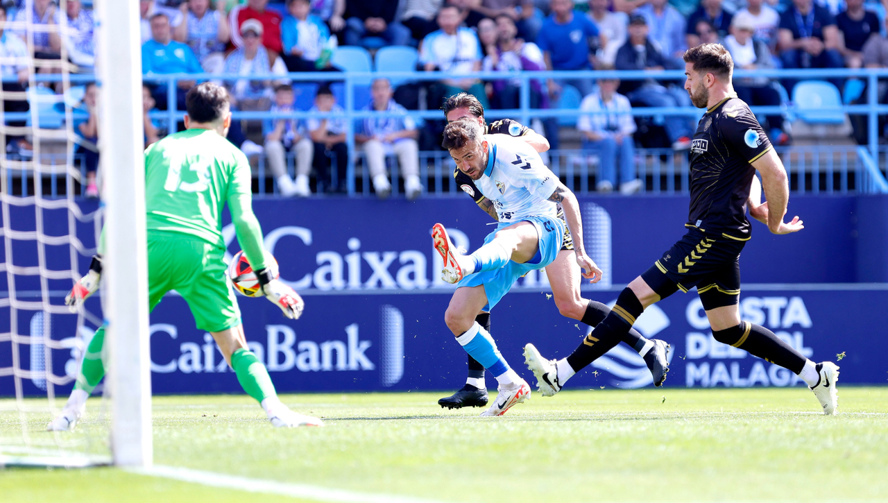 Se roza la tragedia en Primera RFEF con el Málaga como protagonista