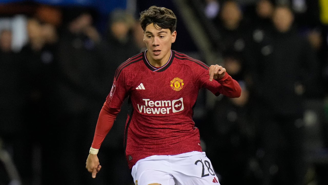 Se abre una batalla por Facundo Pellistri