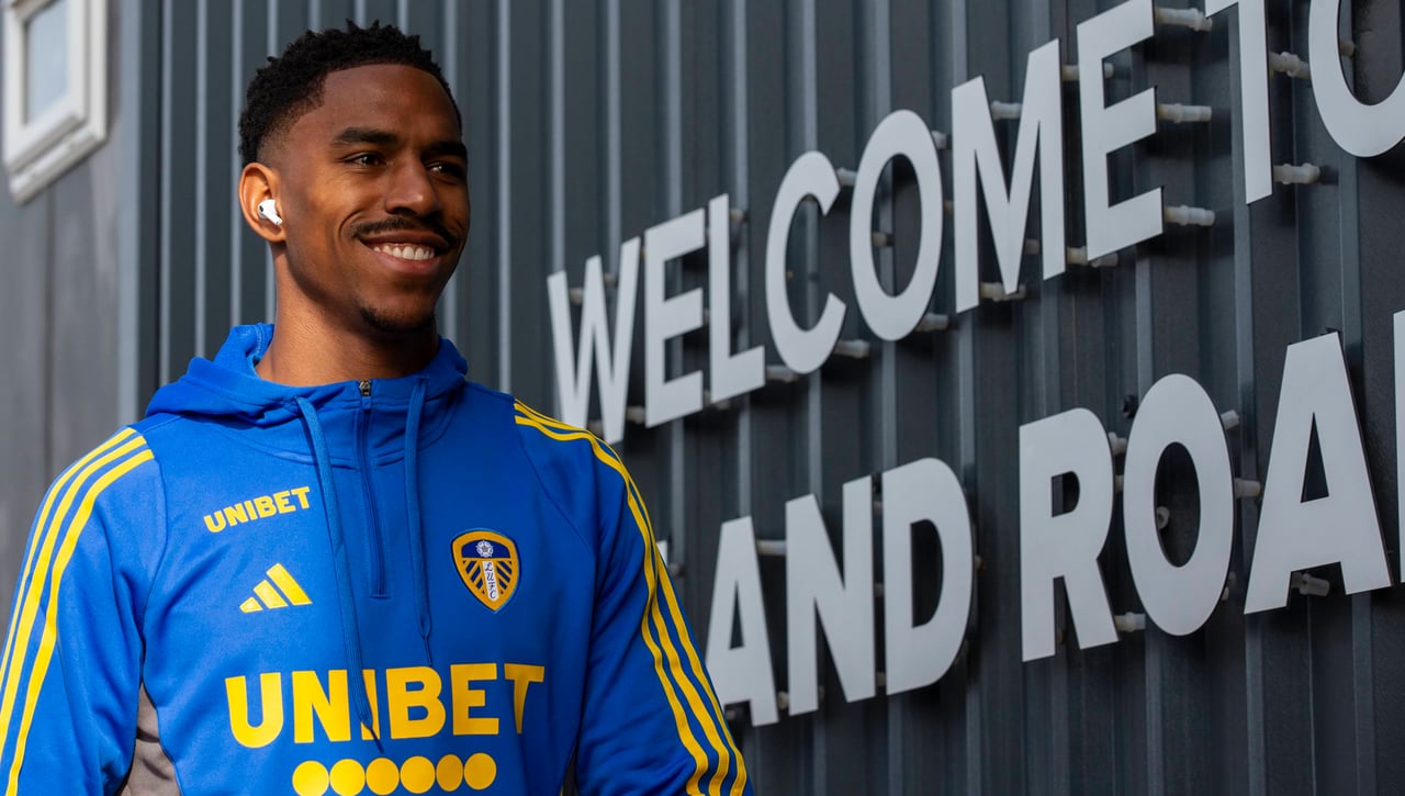 El Leeds da una pista con Junior: la competencia del Betis