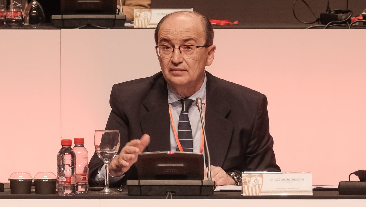 Castro recoge el guante y acepta negociar con Del Nido... "poniendo las cartas sobre la mesa"      