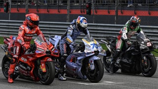 Marc Márquez y Bagnaia acaban con su primer 'pique' en Sepang