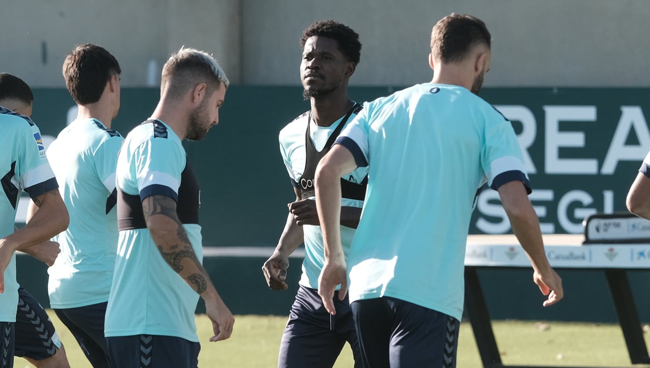 Dos prescindibles para Pellegrini, a la espera de noticias