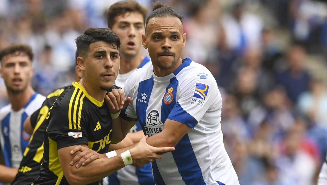 Rajadón de Braithwaite contra el Espanyol en la fiesta del ascenso a Primera división