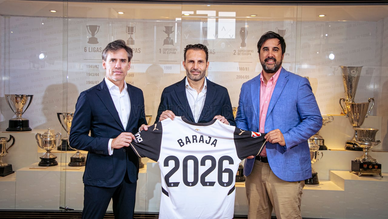 Rubén Baraja renueva con el Valencia