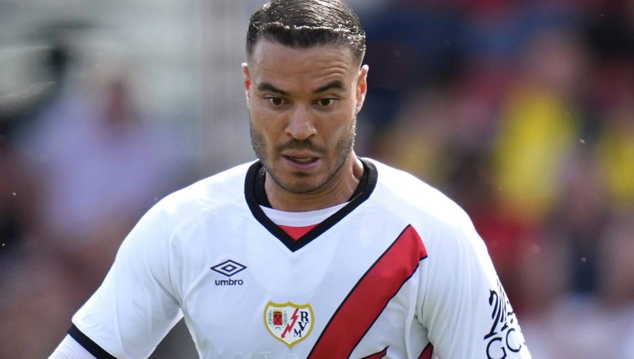 Iñigo Pérez se olvida de Raúl de Tomás