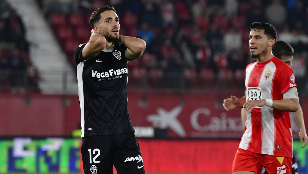 Almería 1-1 Elche: Empate que sabe poco a los ilicitanos