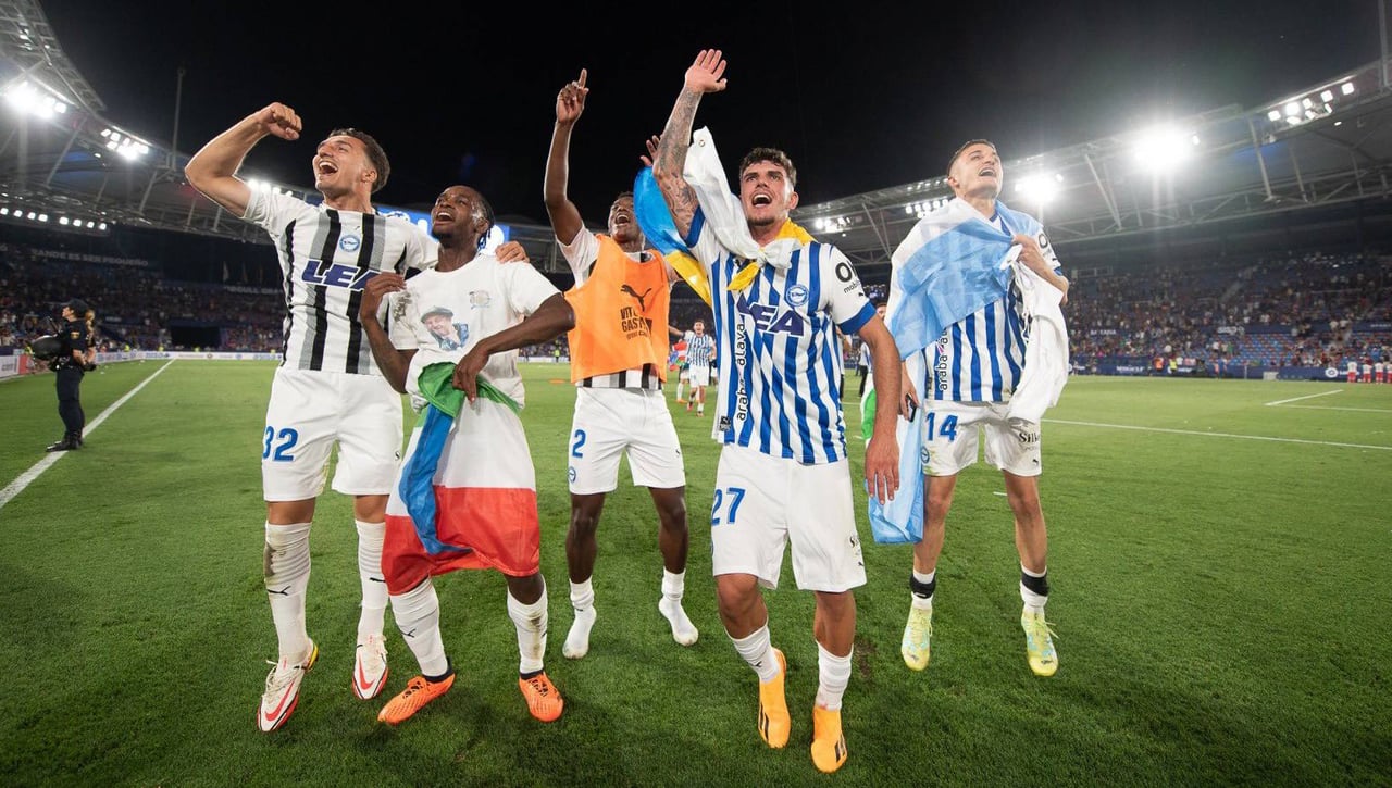 Levante 0 - 1 Alavés: Un gol de penalti en los últimos compases decide el ascenso