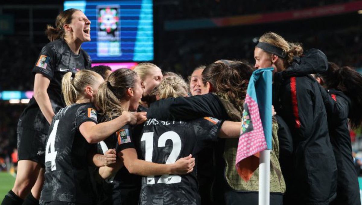 Nueva Zelanda sorprende a Noruega y Australia sufre ante Irlanda durante la jornada inaugural del Mundial Femenino