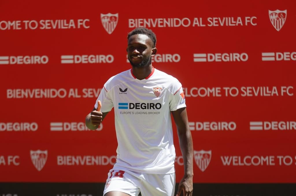 La presentación de Tanguy Nianzou, en imágenes