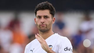 Hugo Duro, esperanza del Valencia, apercibido