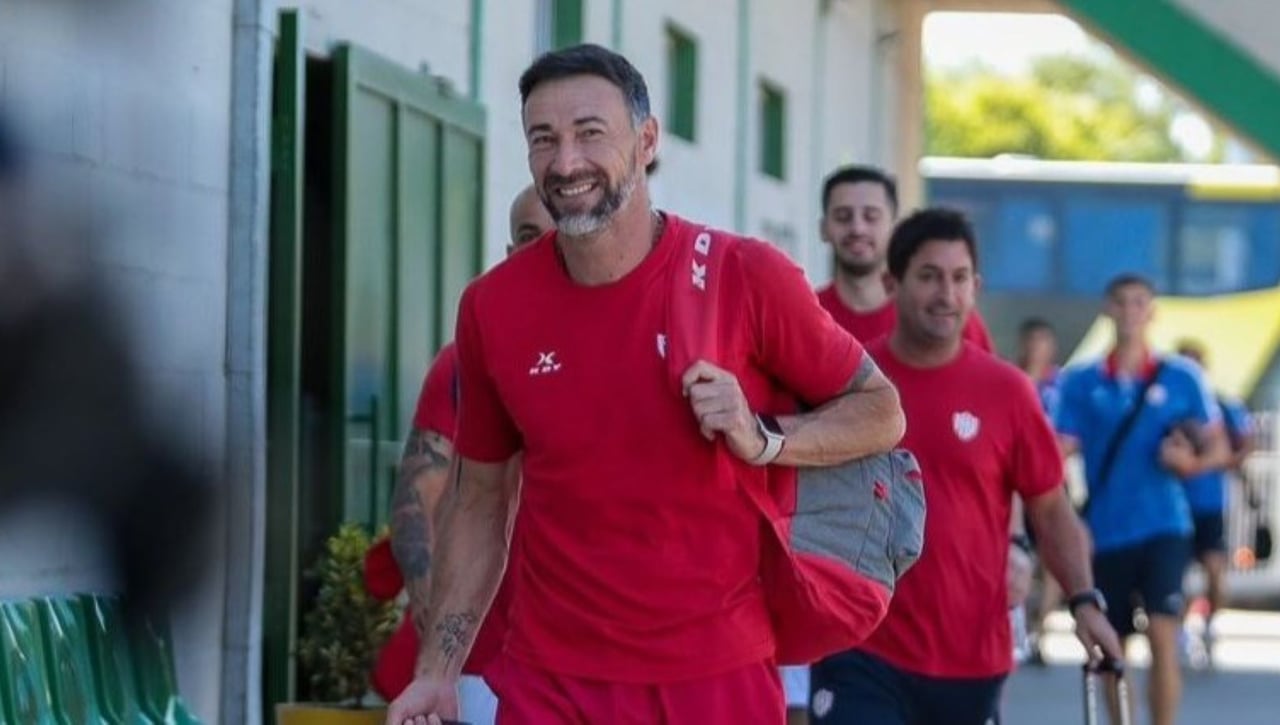 Oposita para entrenar al Valencia: "Estoy siendo visto de una manera muy particular"