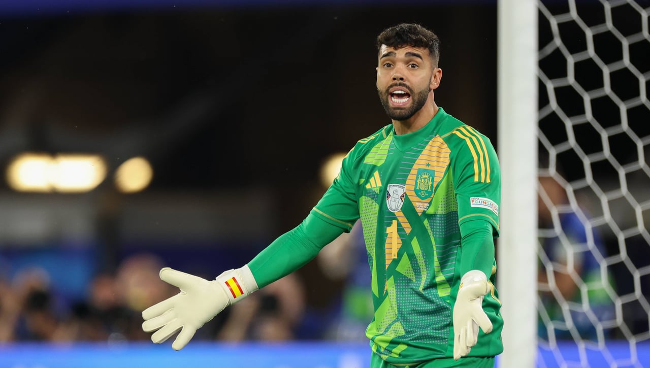 David Raya defiende a De la Fuente: "Merece su recompensa"