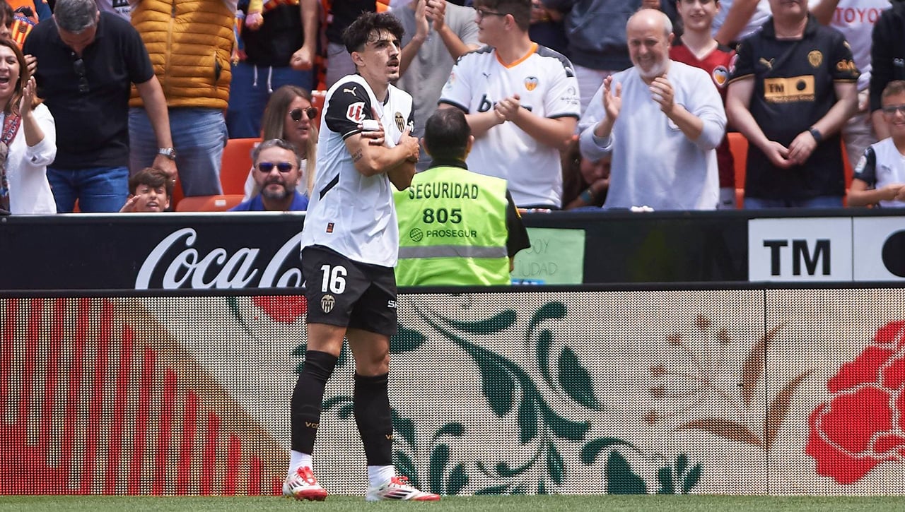 Diego López lanza un 'mensaje' a Peter Lim