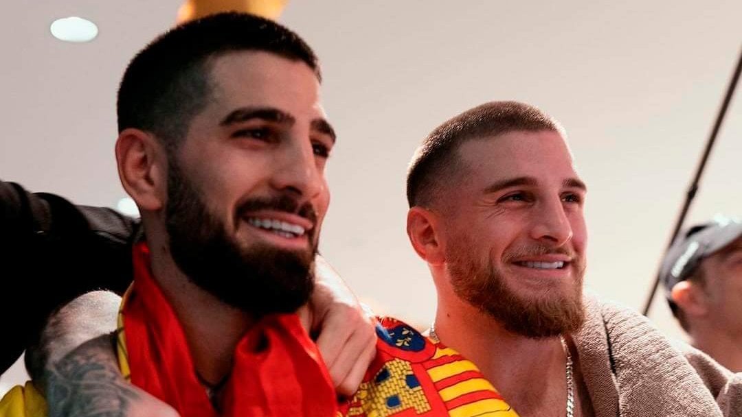 Aleksandre Topuria se vuelca ayudando a las víctimas de la DANA en Catarroja