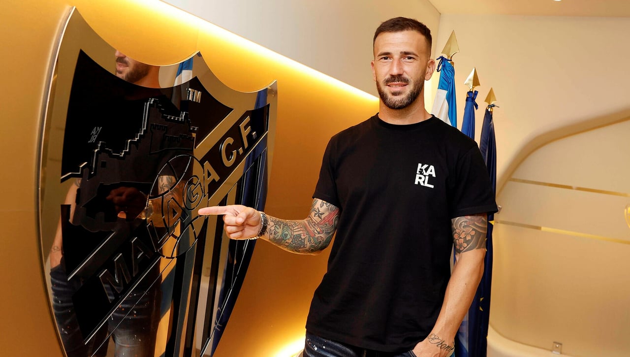 El Málaga confirma su primer fichaje