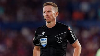 Polémica con el árbitro del Barcelona - Real Sociedad