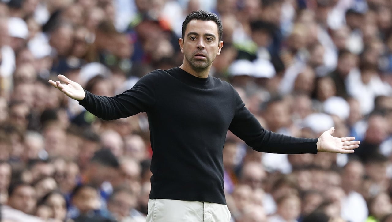 Los seis futbolistas que se han ofrecido al Barcelona de Xavi