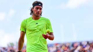 Tsitsipas relata el calvario que ha viviendo en 2025: ''Prefiero dejar el tenis si no puedo disfrutarlo sin dolores''