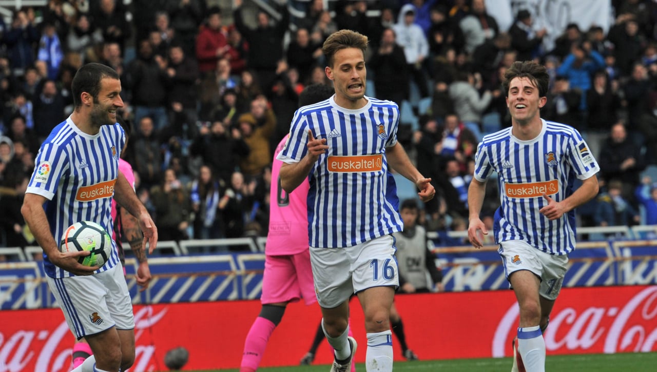 La Real Sociedad no se olvida de Sergio Canales