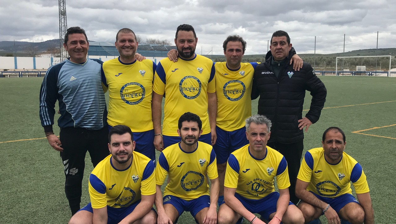 Aguadulce celebra la Copa de Primavera de veteranos de fútbol 7