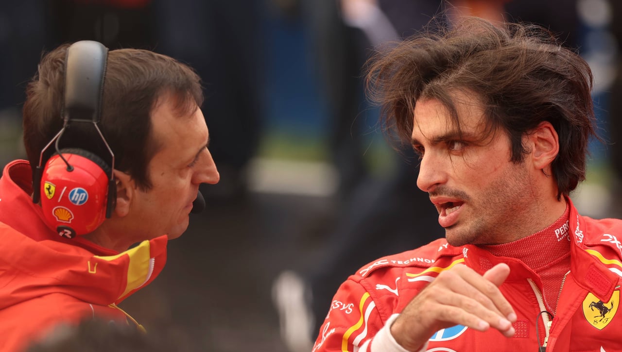 Carlos Sainz le echa la culpa a Ferrari