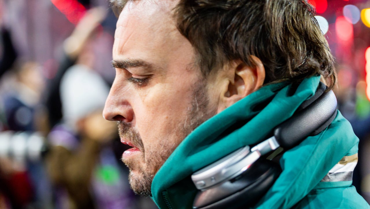 Colocan a Fernando Alonso fuera de la F1 