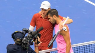 Sinner se postra ante el mejor Alcaraz