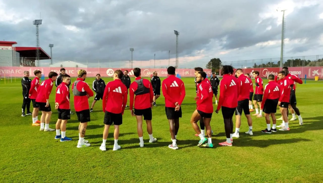 Más difícil todavía para el Sevilla: Kike Salas aumenta a ocho las bajas en la última sesión antes de visitar al Valencia